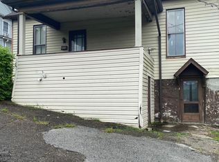 244 Lombardy Hts, Bridgeport, OH 43912