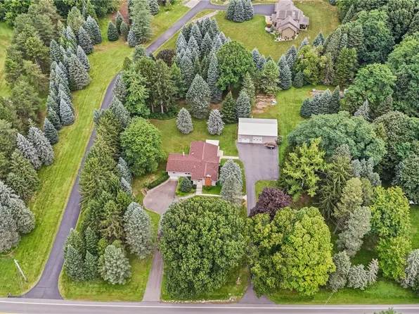 7112 Valentown Rd, Victor, NY 14564