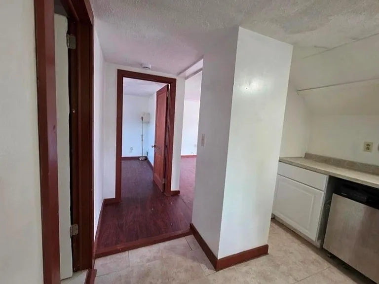 35 Dayton St #2 — Photo 6