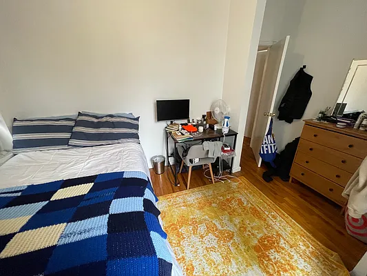 Rented by R New York | media 45