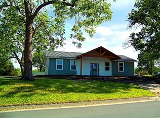 163 N 2nd St, Union Star, MO 64494