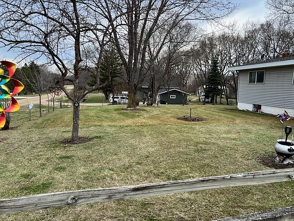 3rd image of 8042 Meades Addn Dr SE