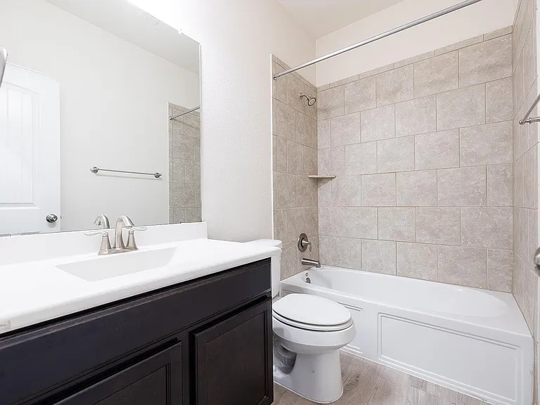 2517 Auburn Chestnut Ln — Photo 20