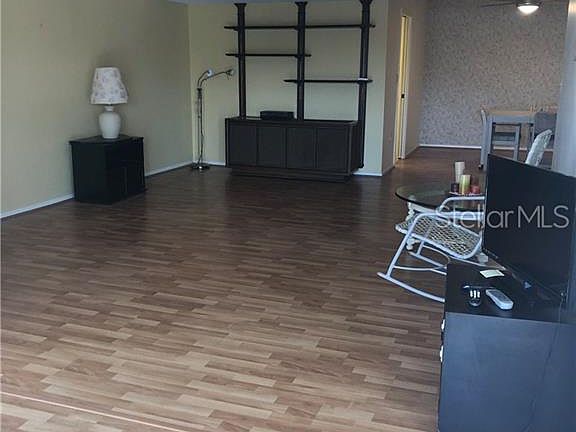 3rd image of 101 Whispering Sands Dr APT 201
