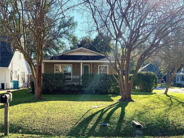 9602 Red Church Ln, Destrehan, LA 70047