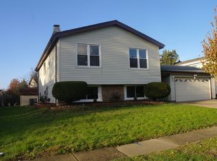 2082 Audubon Dr, Glendale Heights, IL