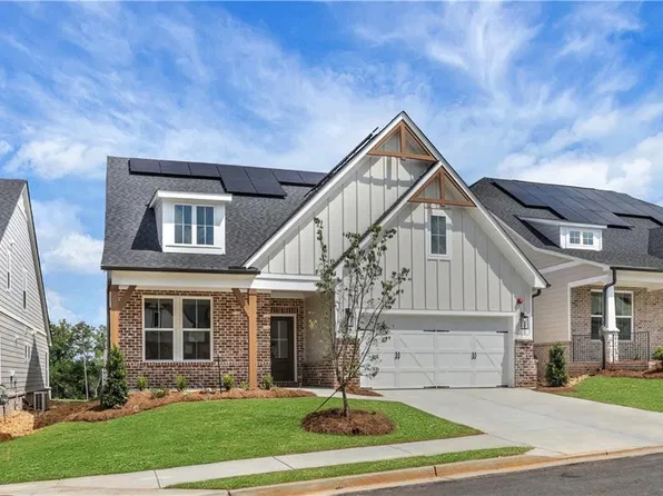 121 Willowfern Ln, Marietta, GA 30066