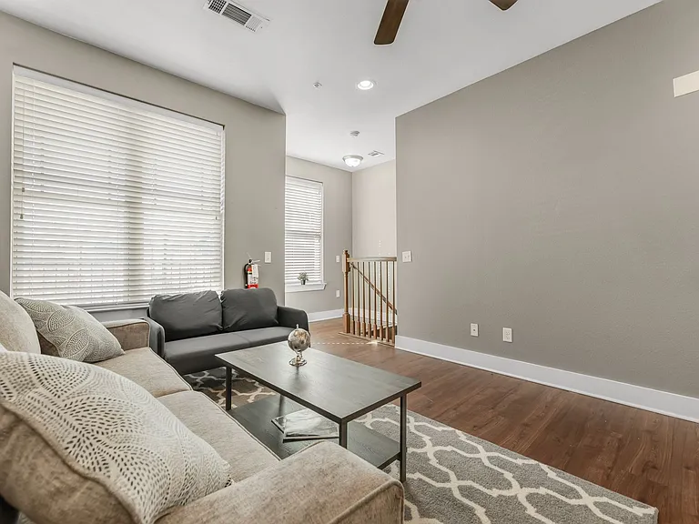 Northgate Proper — Photo 10