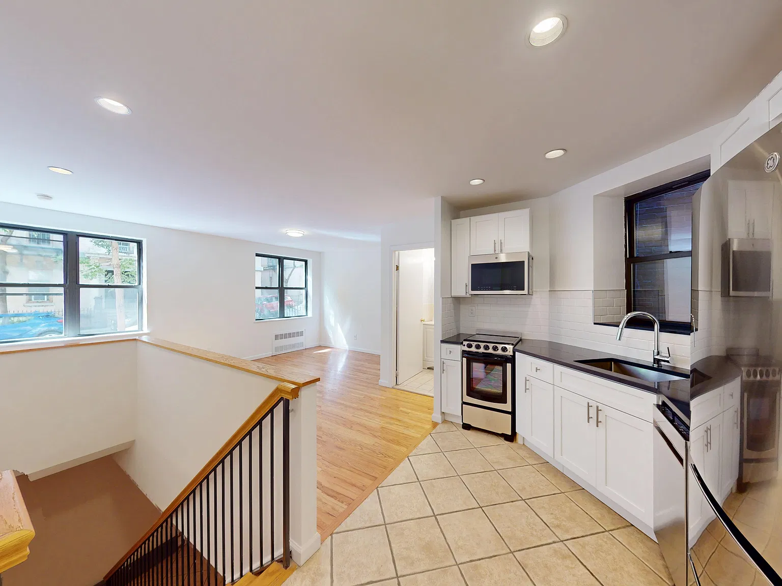 417 East 65th Street — Photo 4