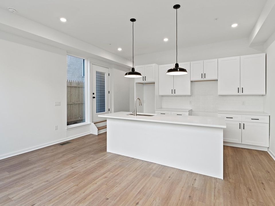 1st image of 1935 Cecil B Moore Ave #1