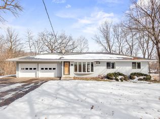 7662 Pioneer Rd, Wyoming, MN 55092