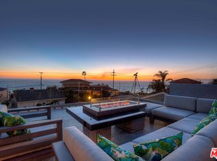 7008 Rindge Ave, Playa Del Rey, CA 90293