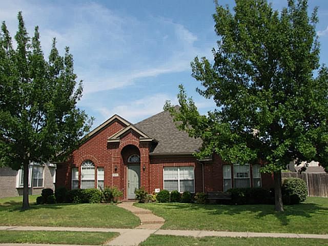 1st image of 4206 Tanglewood Ln