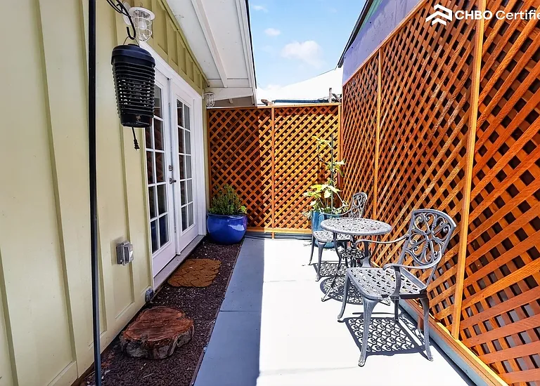 953 S Pepper St — Photo 8