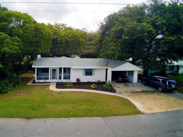 32118 Harris Rd, Tavares, FL 32778