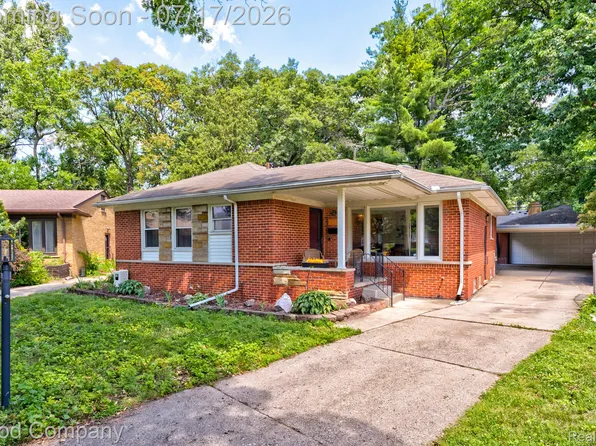 24310 Manistee St, Oak Park, MI 48237