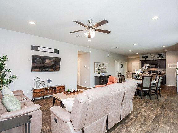 3rd image of 23510 Harrow Field Ln