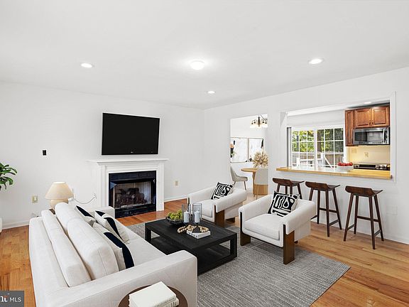 4th image of 141 Likens Way