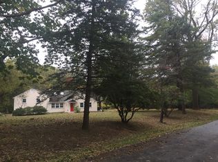 11 Hilldale Dr, Malvern, PA 19355