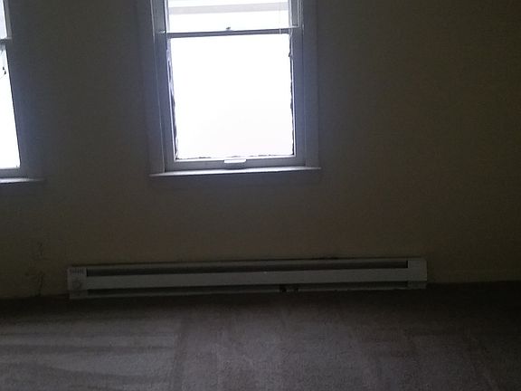 2nd image of 435 N 17th St APT D