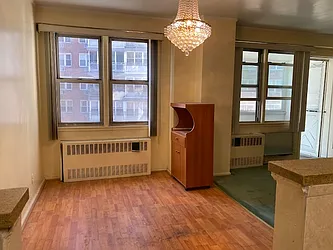 Sold by Winzone Realty Inc