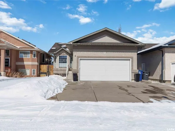 330 Sears COVE, Saskatoon, SK S7N 4V7