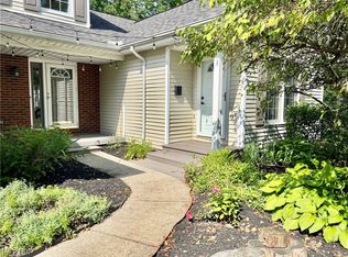 33395 Pettibone Rd, Solon, OH 44139