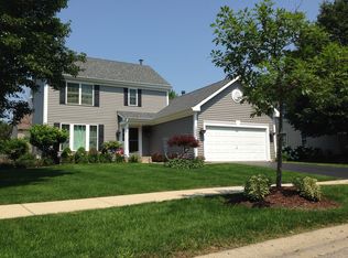 1257 Cobblers Xing, Elgin, IL 60120