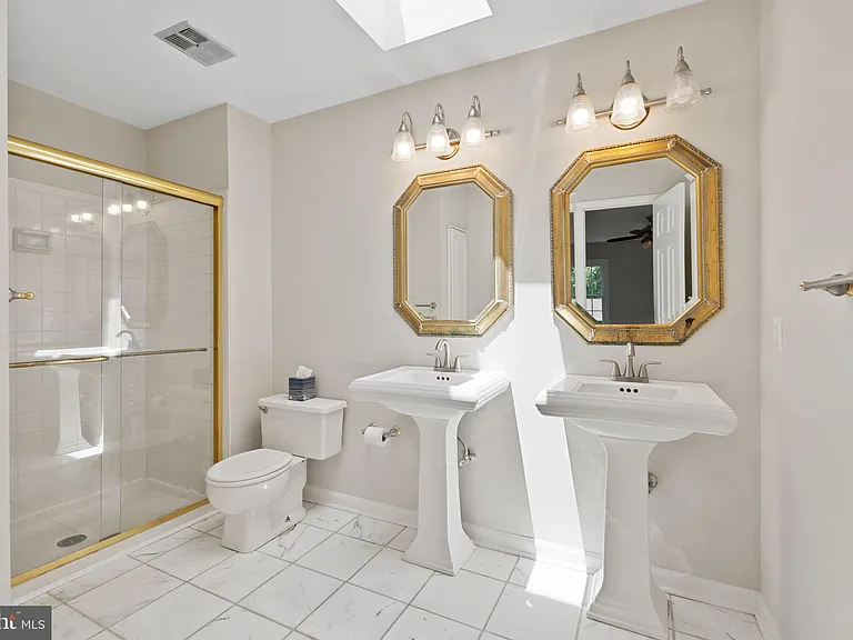 6506 Bellamine Ct — Photo 19
