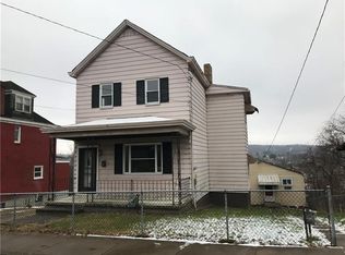 551 Fair Oaks St, Mc Kees Rocks, PA 15136