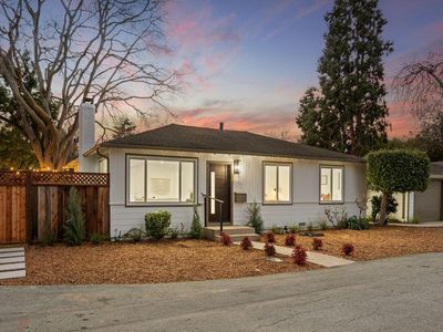 576 Green Manor Ct, Palo Alto, CA, 94301