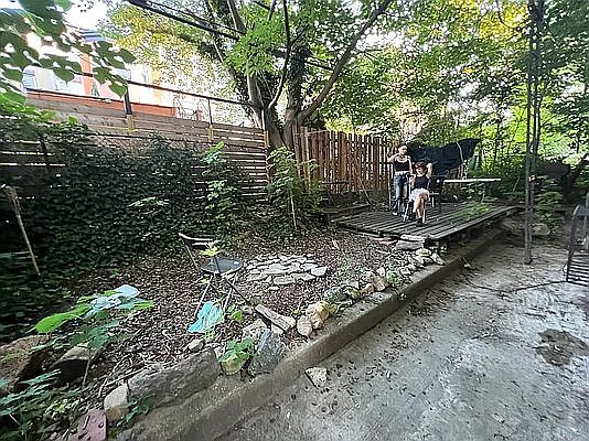 2nd image of 1050 Bergen St APT 1C