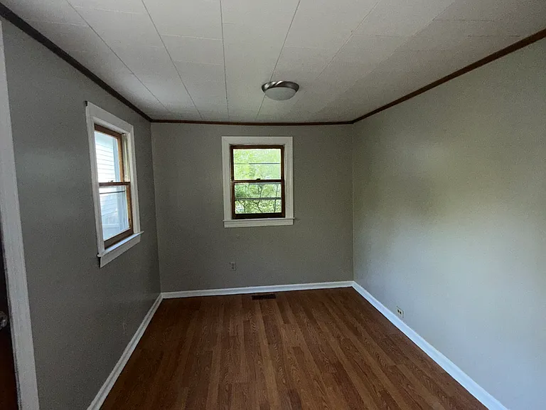1409 W 5th Ave — Photo 5