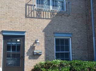 323 Vineyard Park Ct, Winston Salem, NC 27104