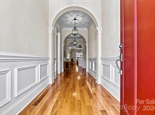 1203 39th Ave NE, Hickory, NC 28601