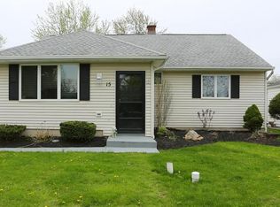 15 Fenwick Rd, Tonawanda, NY 14150