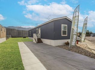 1500 N Angel St Trailer 22, Layton, UT 84041