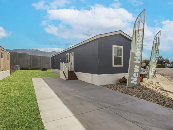 1500 N Angel St Trailer 22, Layton, UT 84041