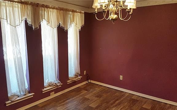 2nd image of 1106 Lupine Dr