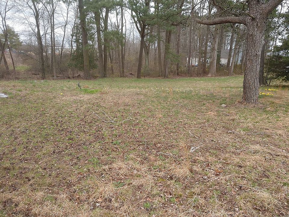 2nd image of 2884 Little Mastens Corner Rd