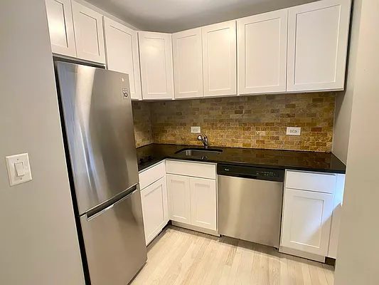 Rented by Tourma Realty LLC | media 4