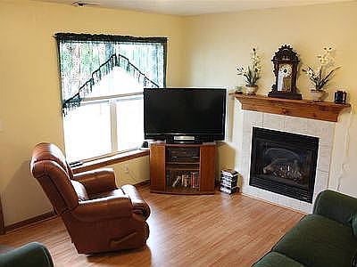 4th image of 16 Myers Ln
