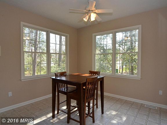 4th image of 43797 Sassafras Dr