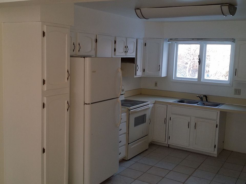 2nd image of 149 Michael Ct APT 1