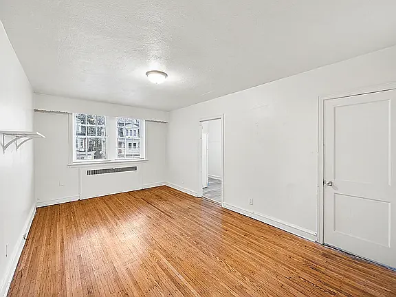 1 bed, $1,199 — Photo 4