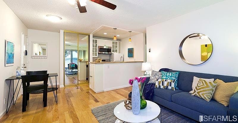 1st image of 121 Piccadilly Pl APT B