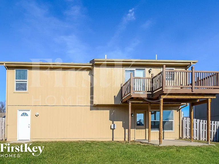 8719 NE 116th St — Photo 15