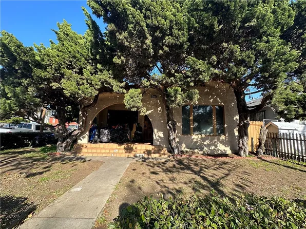 1384 Orange Ave, Long Beach, CA 90813