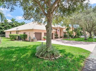 6342 Champlain Ter, Davie, FL 33331