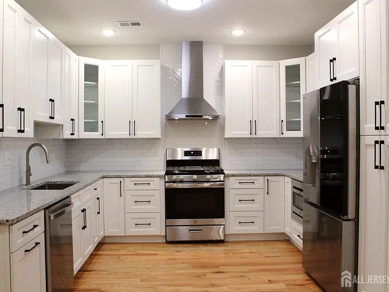 120 Forest Dr — Photo 6
